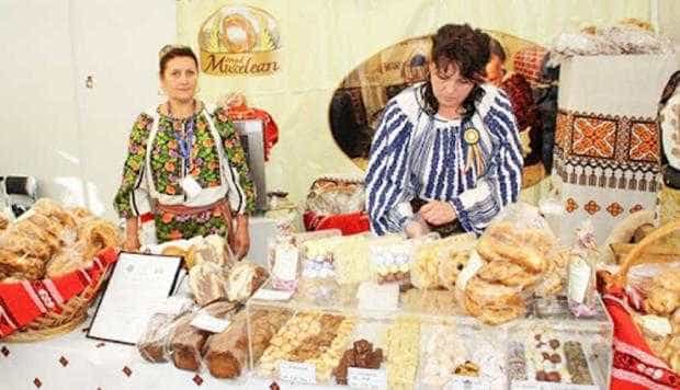 În Muscel, iepuraşul de Paşte aduce covrigi cu ou