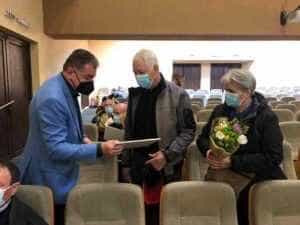 65 de cupluri din Pitești, premiate de autoritățile locale 11 65 de cupluri din Pitești, premiate de autoritățile locale 9