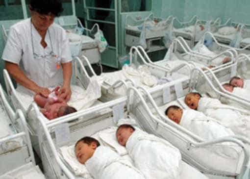 Opt copii s-au născut de Paște la Spitalul Județean Argeș. Șapte băieți și o fetiță!