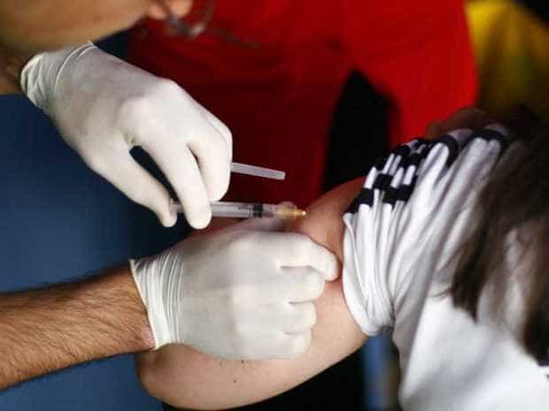 OMS cere amânarea celei de a treia doze de vaccin anti-COVID-19 până în octombrie