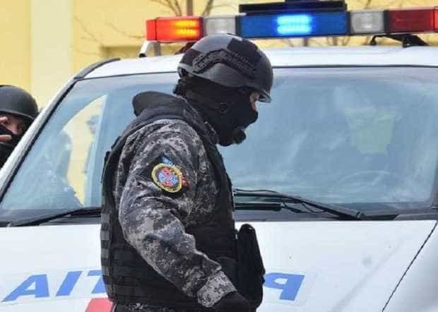 Dosar penal pentru doi bătăuși din cartierul Trivale