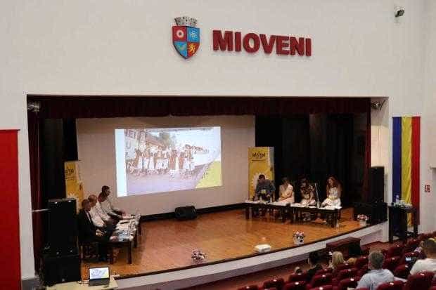 Concursul Național de Folclor „Mioveni” s-a lansat oficial