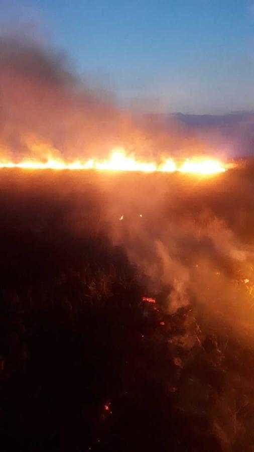 Arderi necontrolate în mai multe localități din Argeș