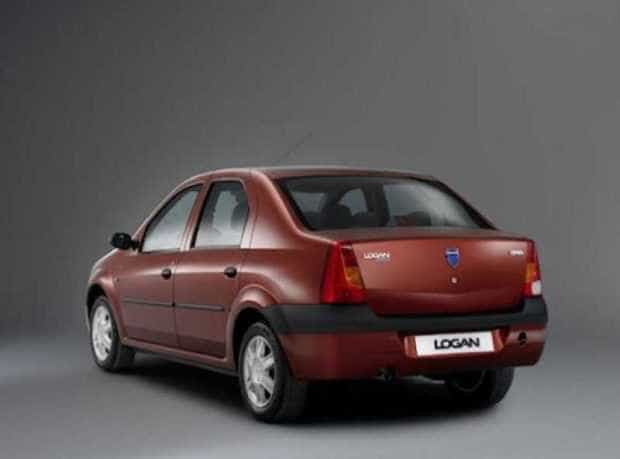 Dacia Logan – inclusă de italieni în clasamentul „Cele mai urâte 10 mașini din ultimii 20 de ani”