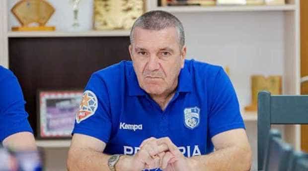 Gheorghe Covaciu nu mai antrenează echipa de handbal de la Mioveni