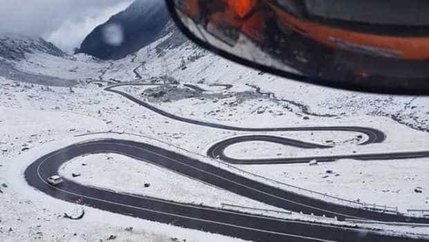 VIDEO. S-a instalat zăpada pe Transfăgărășan!