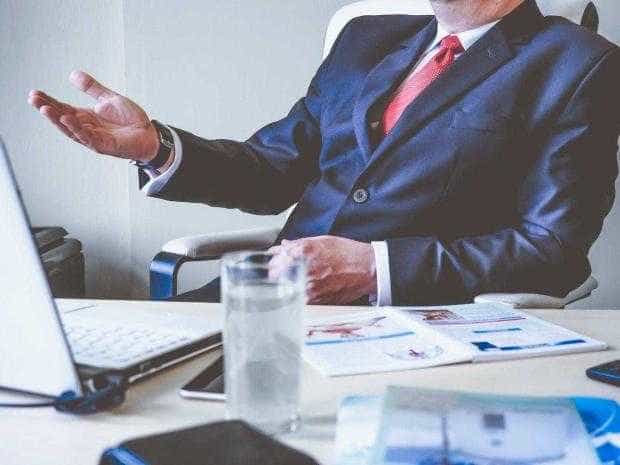 Cresc salariile primarilor și demnitarilor de la 1 noiembrie