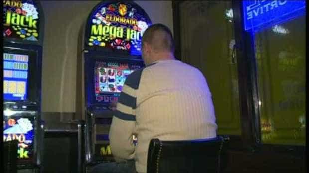 Micești: Amenzi după ce s-a permis accesul clienților fără certificat verde într-o sală de jocuri de noroc