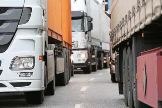 MAE – Restricţii de circulaţie pentru camioanele de mare tonaj, în Ungaria