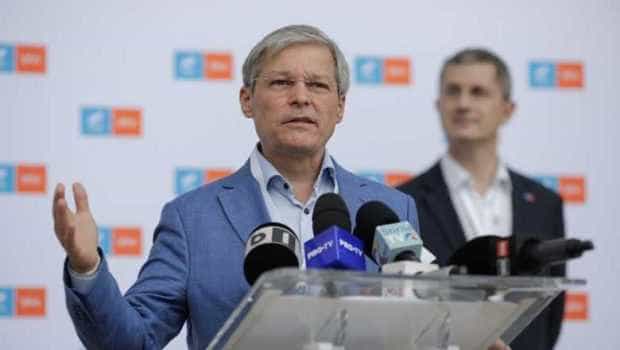 Dacian Cioloș și-a dat demisia de la șefia USR
