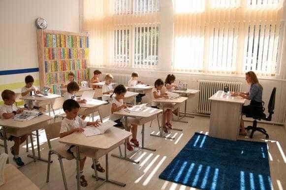 Ministrul Sorin Cîmpeanu anunță că școlile private rămân deschise