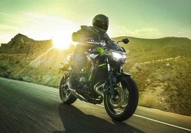 Supernaked-ul Kawasaki Z650 oferă performanță de top pentru riderii A2