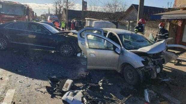 A murit fata de 25 de ani, victima accidentului din zona Slava
