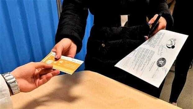 Mioveni: Persoanele vaccinate între 3 septembrie 2021 și 31 ianuarie 2022 sunt așteptate să-și ridice tichetele