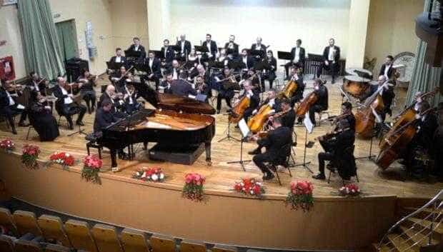 Pianistul Horia Mihail și dirijorul Alexandru Ilie, invitați la primul concert fără restricții de la Filarmonica Pitești