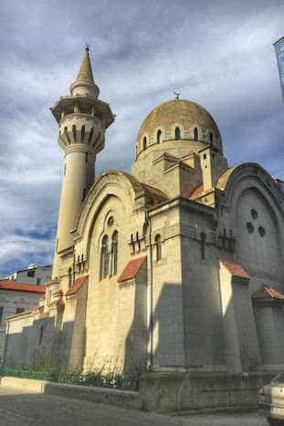 31 Mai  1913: A fost inaugurată Moscheea Carol I (Marea Moschee) din Constanţa