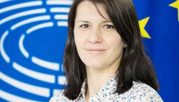 Tânără din Muscel, asistent al preşedintelui Parlamentului European