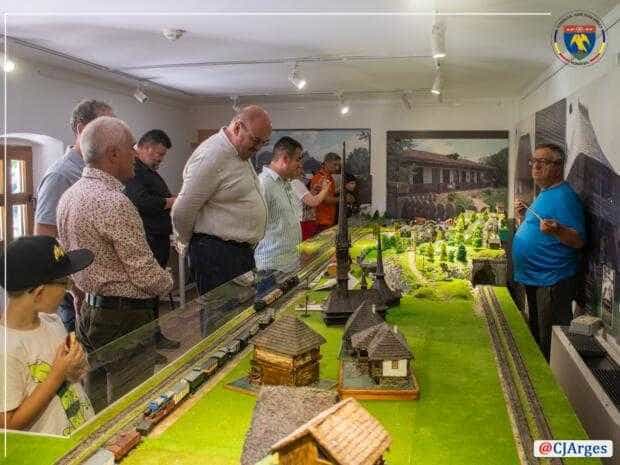 Expoziții inedite pot fi vizitate la Muzeul Golești: Muzeul Copilăriei și Diorama Ferioviară cu Depoul Pitești