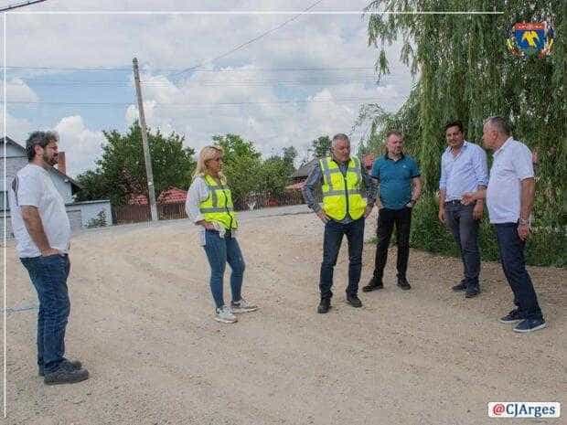 CJ Argeș: Vizită de lucru pe șantierul drumului județean 703B Pădureți-Costești