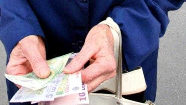 Guvernul va mări pensiile și salariul minim de la 1 ianuarie 