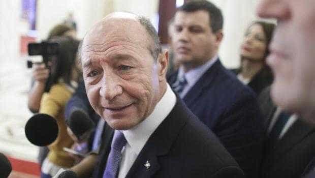 https://jurnaluldearges.ro/wp-content/uploads/2022/08/18/traian-petrov-basescu.jpg