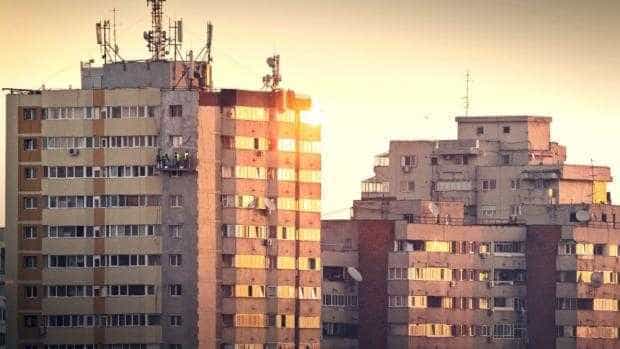 Impozitul pe apartament, casă și teren va fi crescut la anul, anunță Ilie Bolojan 