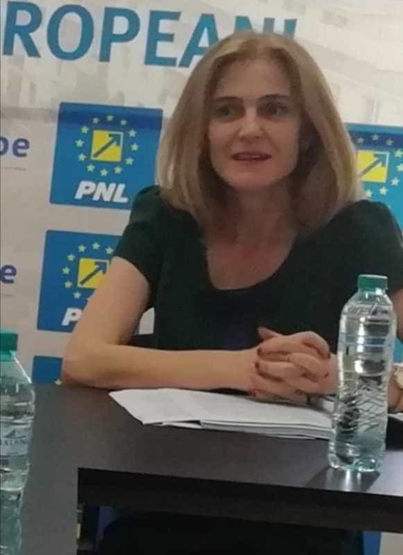 Cătălina Dumitașcu: ”Aproximativ 88.000 de elevi încep luni școala în Argeș”