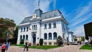 primaria-pitesti-1024x577