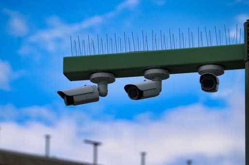 Poliția Română își cumpără sistem video care identifică din mers numerele de înmatriculare