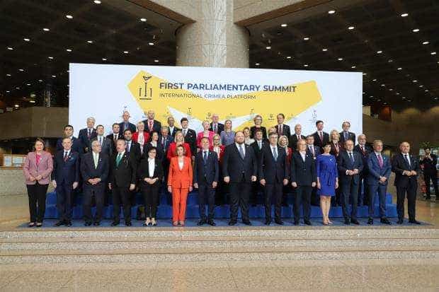 Gorghiu, la primul Summit parlamentar al Platformei Crimeea; a reafirmat angajamentul României de a participa la reconstrucţia Ucrainei 