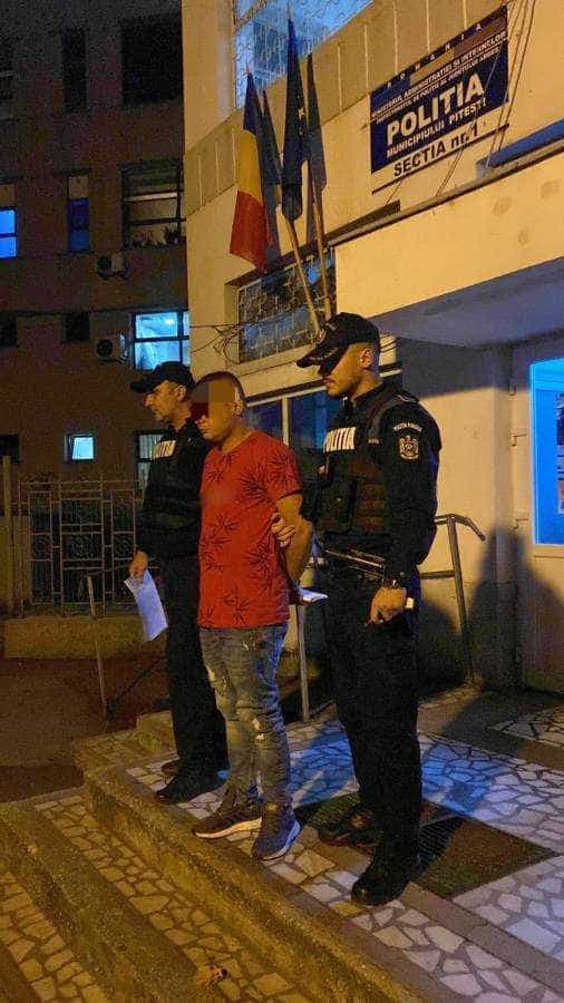 Reținut după ce a făcut scandal într-o parcare din Pitești