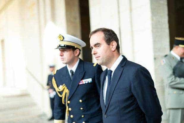 Ministrul francez al Apărării vine în România