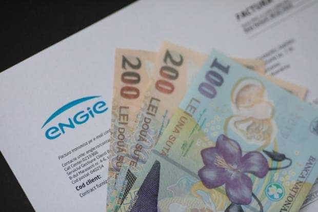 Peste 5 milioane de români ar putea primi bani pentru plata facturilor la energie