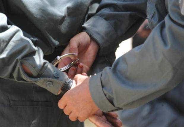 Bărbat cu probleme medicale și-a agresat comesenii într-un bar din Pitești
