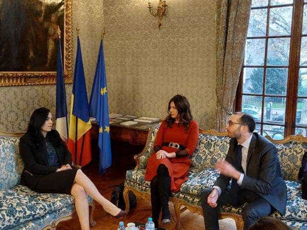 Simona Bucura Oprescu, întâlnire cu oficialii Renault în Franța