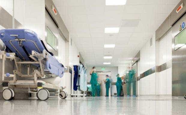 O tânără de 25 de ani, fără alte boli, a murit după ce a făcut gripă
