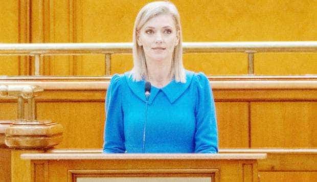 Alina Gorghiu anunţă: PNL Argeş a demarat o campanie de consultare publică pentru bugetul localităţilor din judeţ