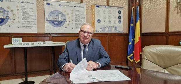 Investiții importante la Bascov. Primarul Stancu a semnat contractul