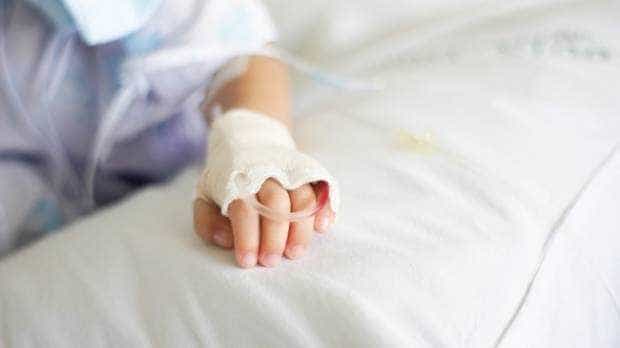 O elevă de 15 ani a murit în spital din cauza unei pneumonii