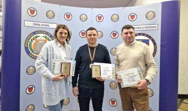 Trei instructori de șah argeșeni au fost premiați de ministrul Afacerilor Interne