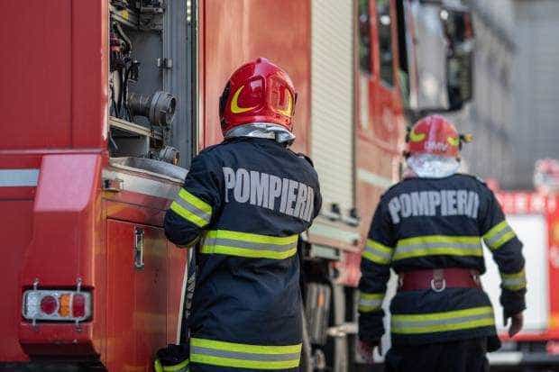 Argeș: Incendiu într-o fabrică de turnare a metalelor neferoase