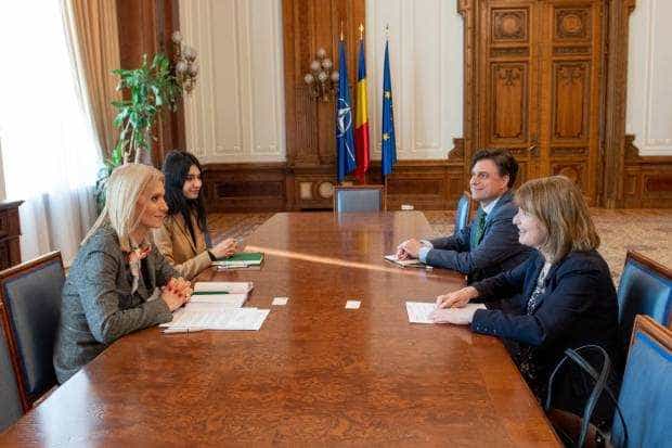 Alina Gorghiu a primit-o pe ambasadoarea SUA la București, Kathleen Ann Kavalec