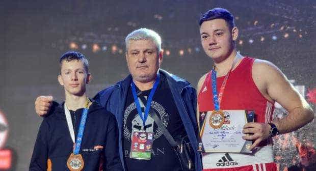 Medalii pentru CSM Pitești la Turneul Internațional Dracula Open la box