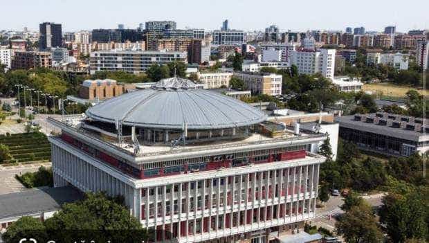 Profesor universitar, reținut de DNA pentru luare de mită