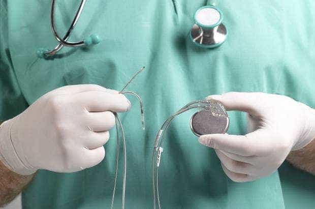 Protest al medicilor din ambulatoriu în faţa Guvernului
