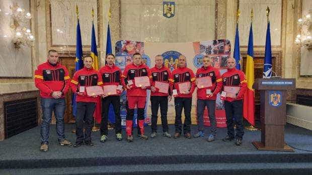 Salvamont Argeș, decorat cu „Emblema de Onoare a Departamentului pentru Situații de Urgență” 