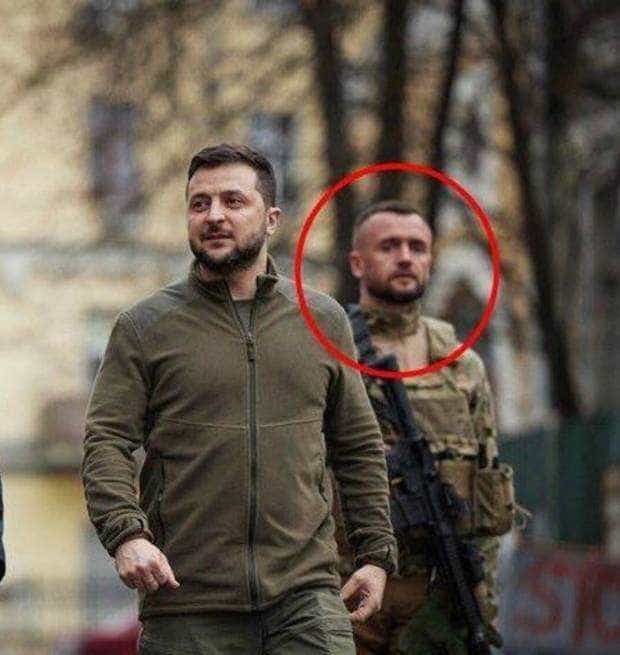 Bodyguardul preşedintelui Volodimir Zelenski, sex-simbol pe internet
