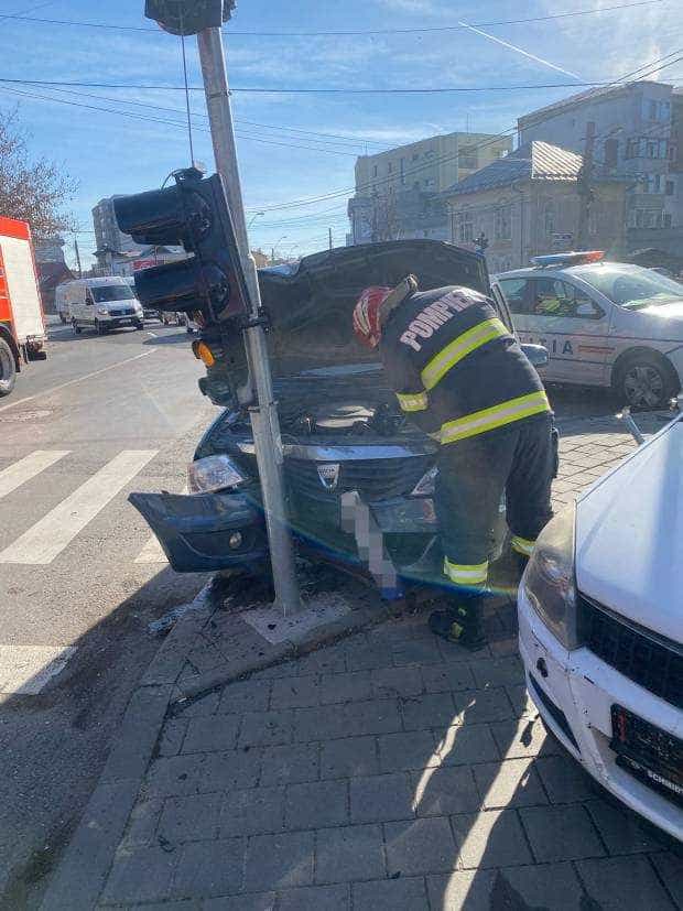 Accident la Pitești, cu un rănit dus la spital