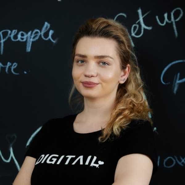 O româncă, în topul Forbes al celor mai bogați oameni sub 30 de ani din Europa