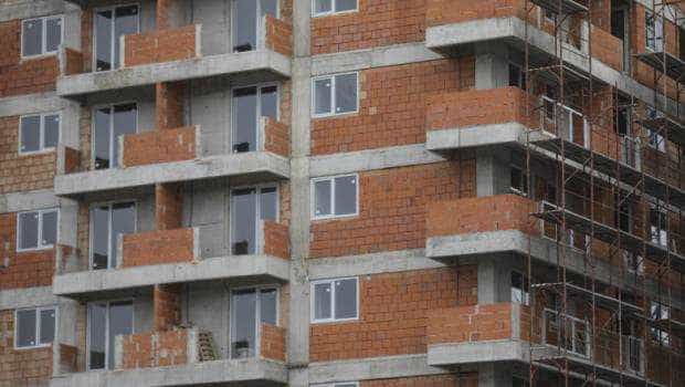 Un dezvoltator imobiliar a construit 30 de apartamente în plus într-un bloc! Dosar de abuz în serviciu, fals și uz de fals